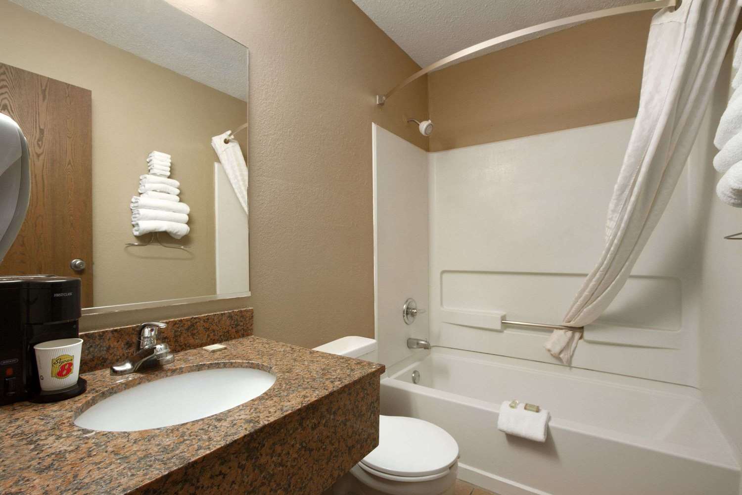 Super 8 by Wyndham Homewood Birmingham Area 7/8