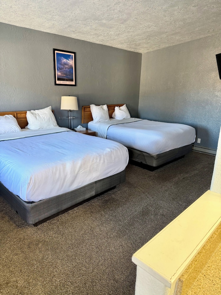 Bristlecone Motel 24/50