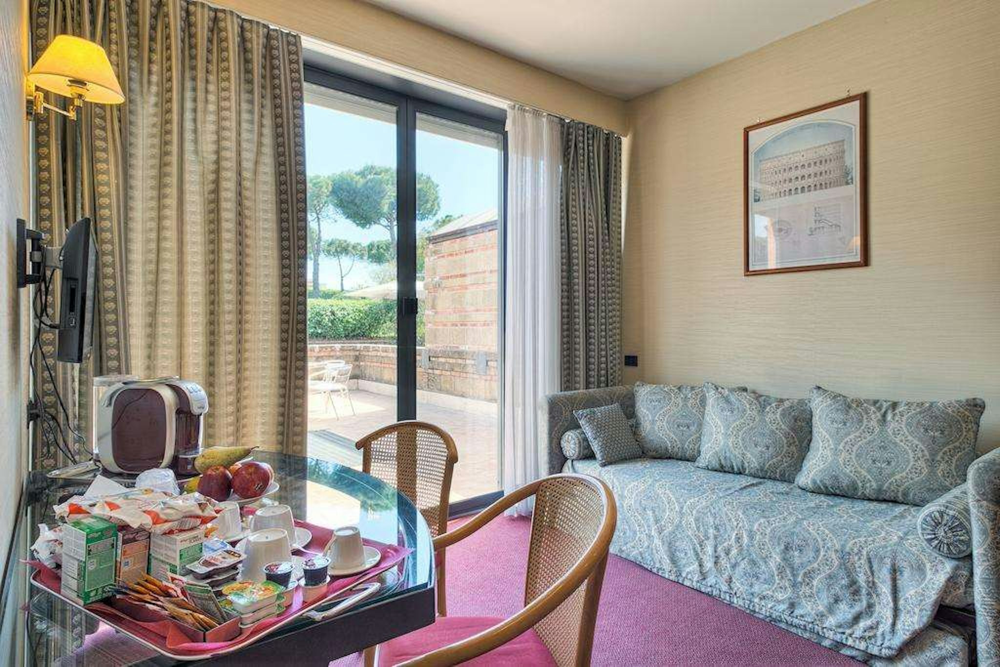 Petra Hotel And Residence 38/60