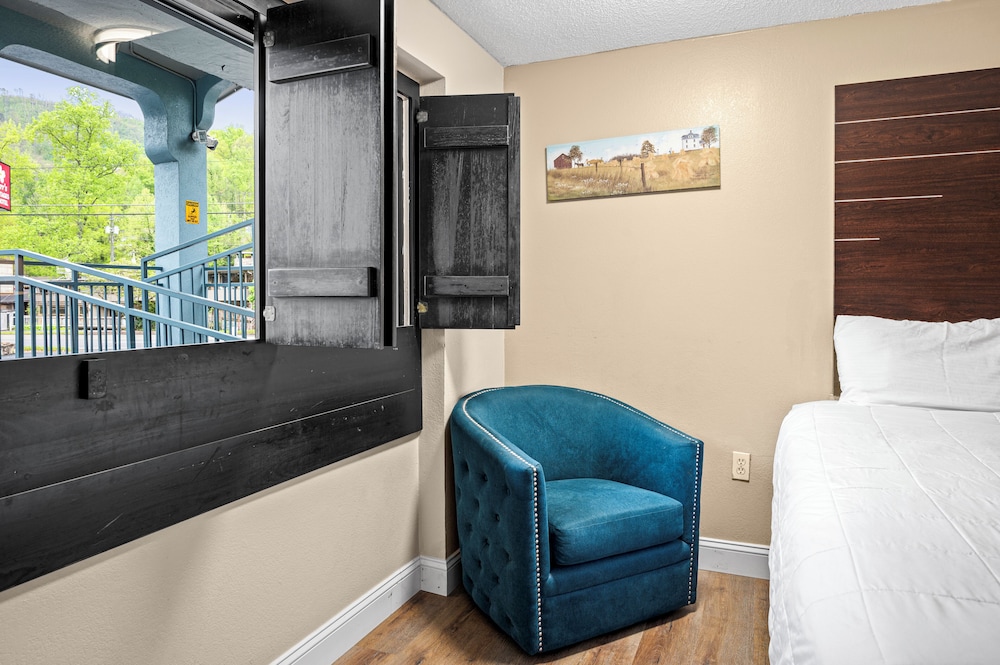 Country Town N Suites 35/65