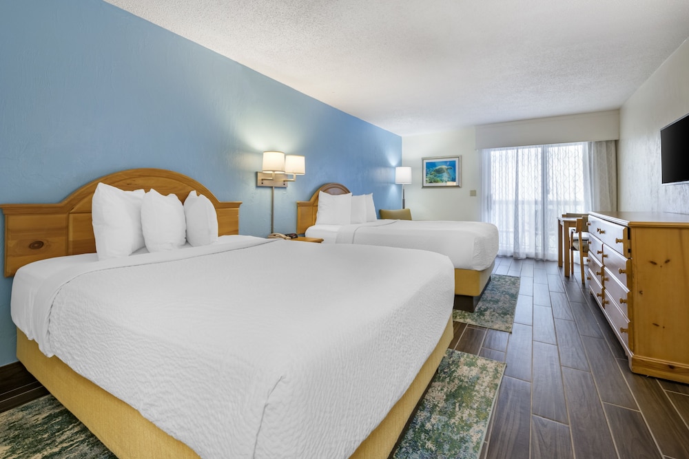 Tropical Winds Resort 18/50
