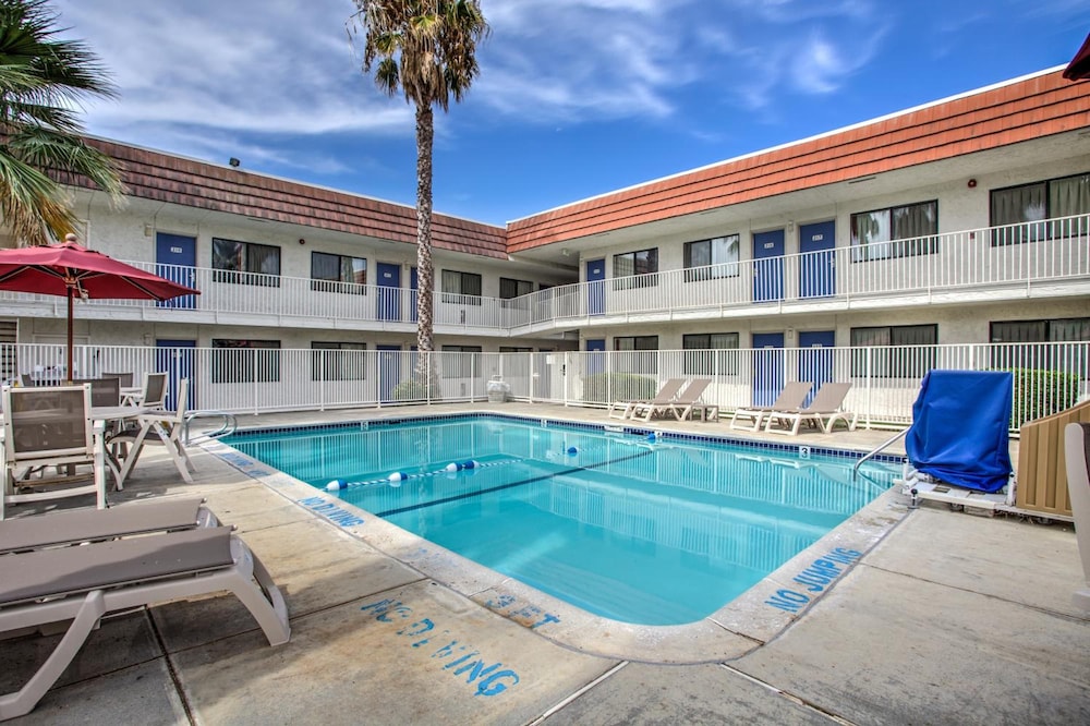 Motel6 Vacaville, CA 35/42
