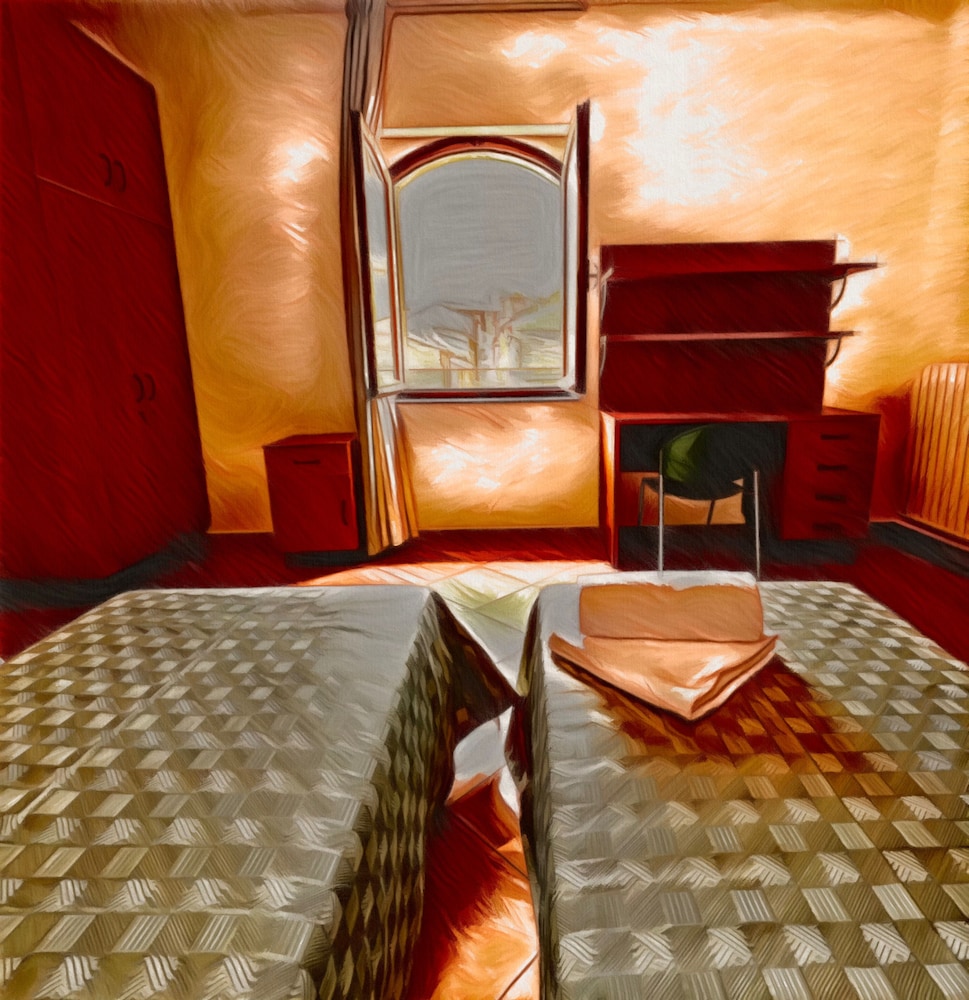 Nazareth Residence 24/40