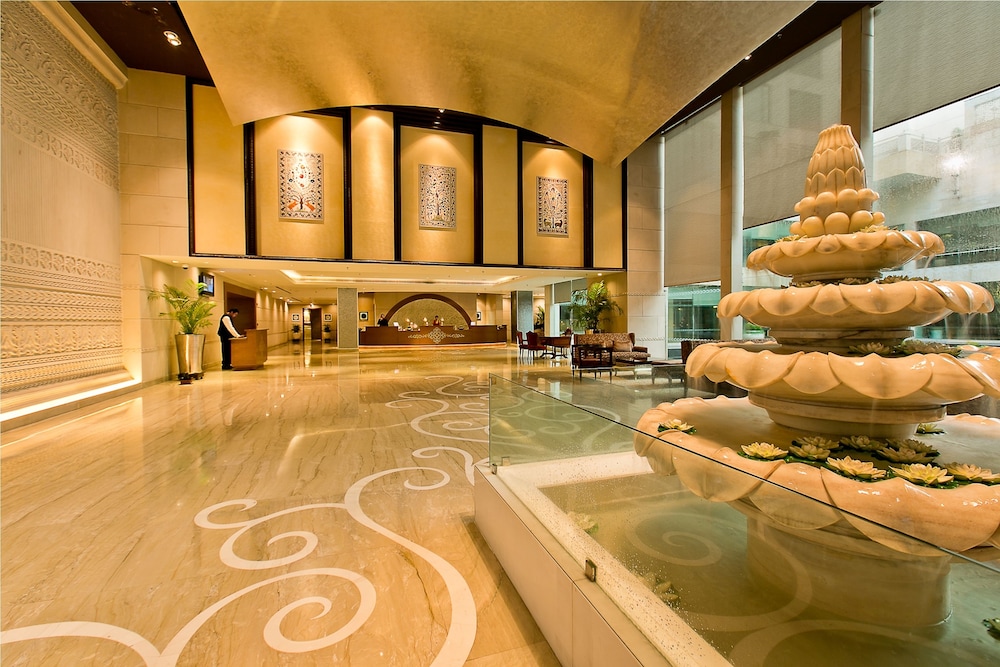 THE LALIT JAIPUR 23/50