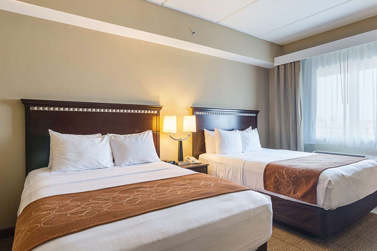 SUITE, 2 QUEEN BEDS