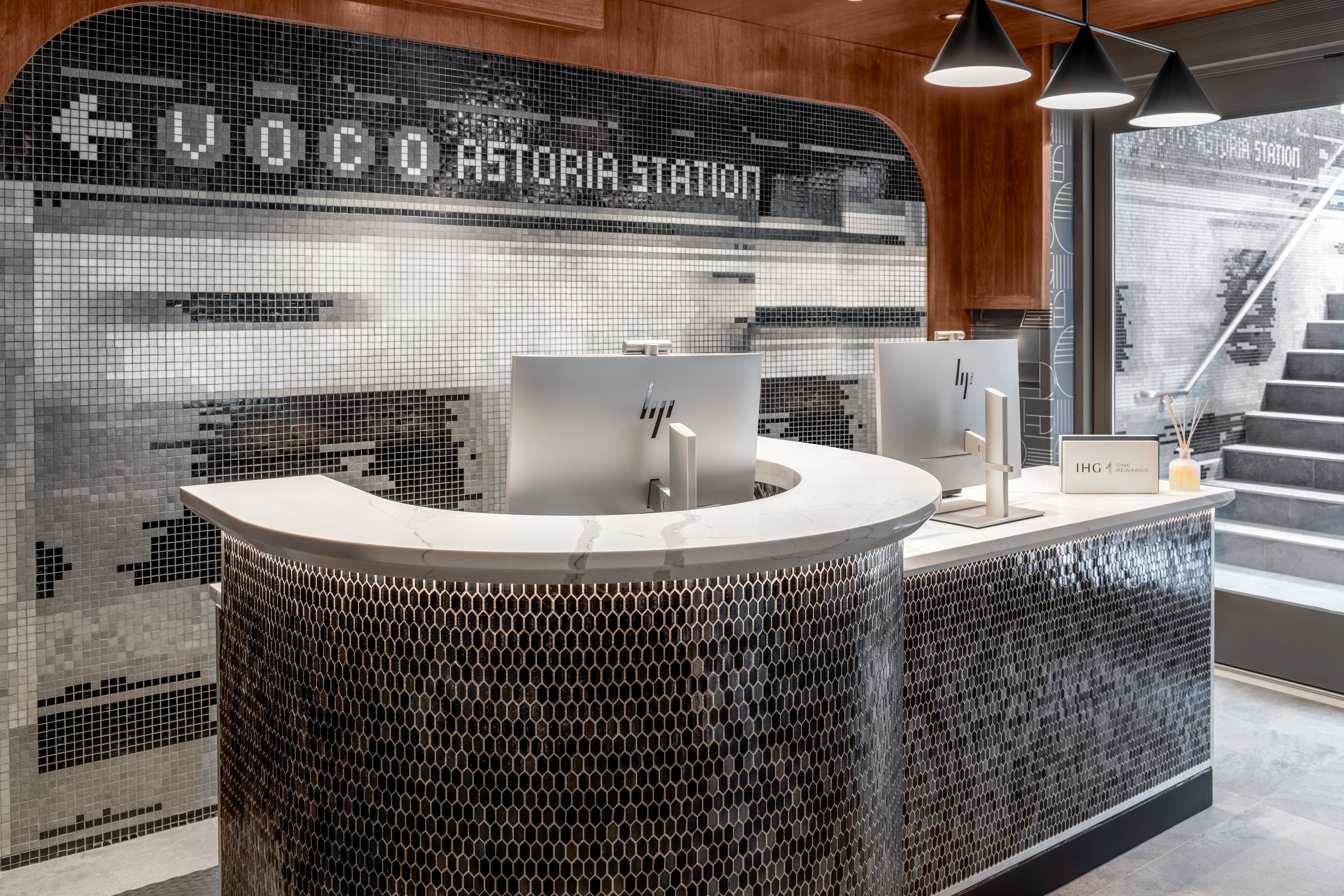 voco Astoria by IHG 3/50