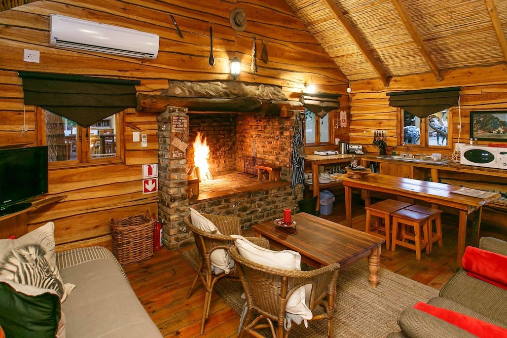 Riverside Lodge 40/50
