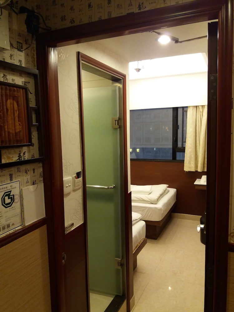 Rai Lei Hotel 49/50