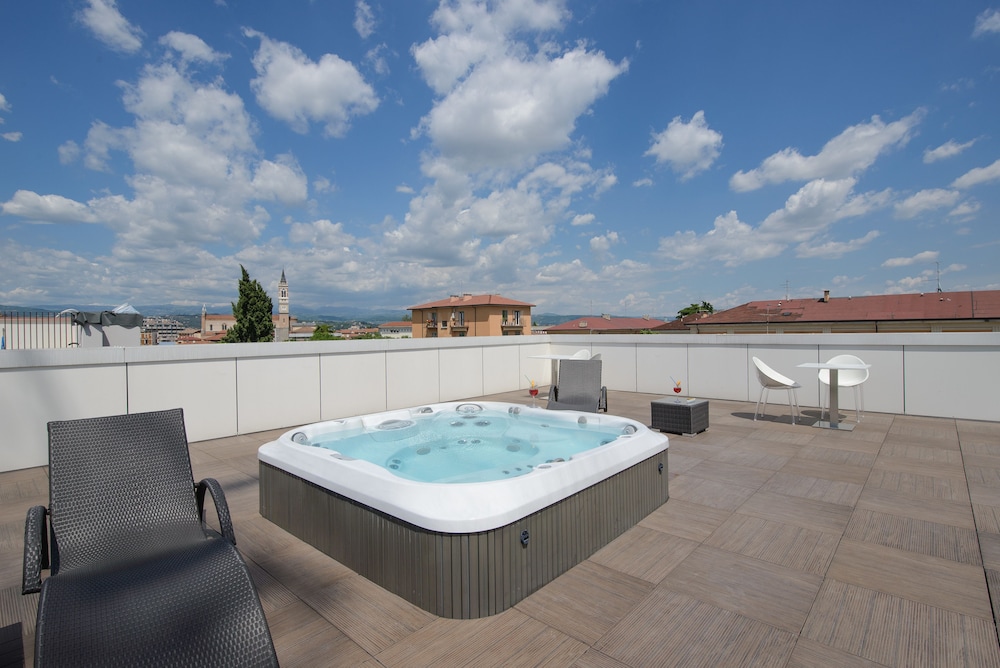 Hotel Corte Ongaro 42/60