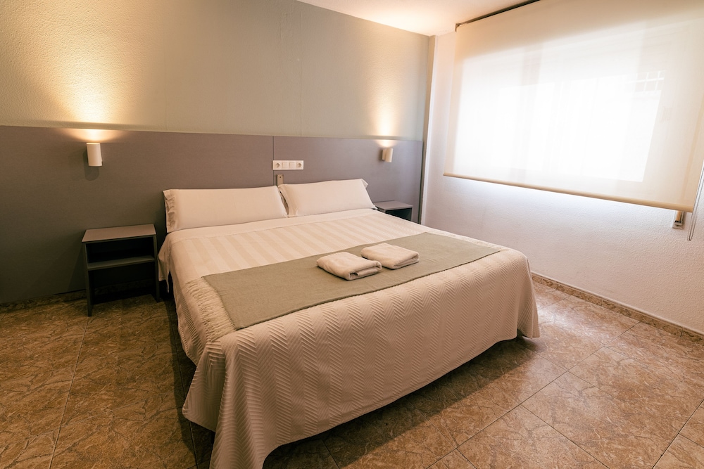 Hostal Gran Via 7/40