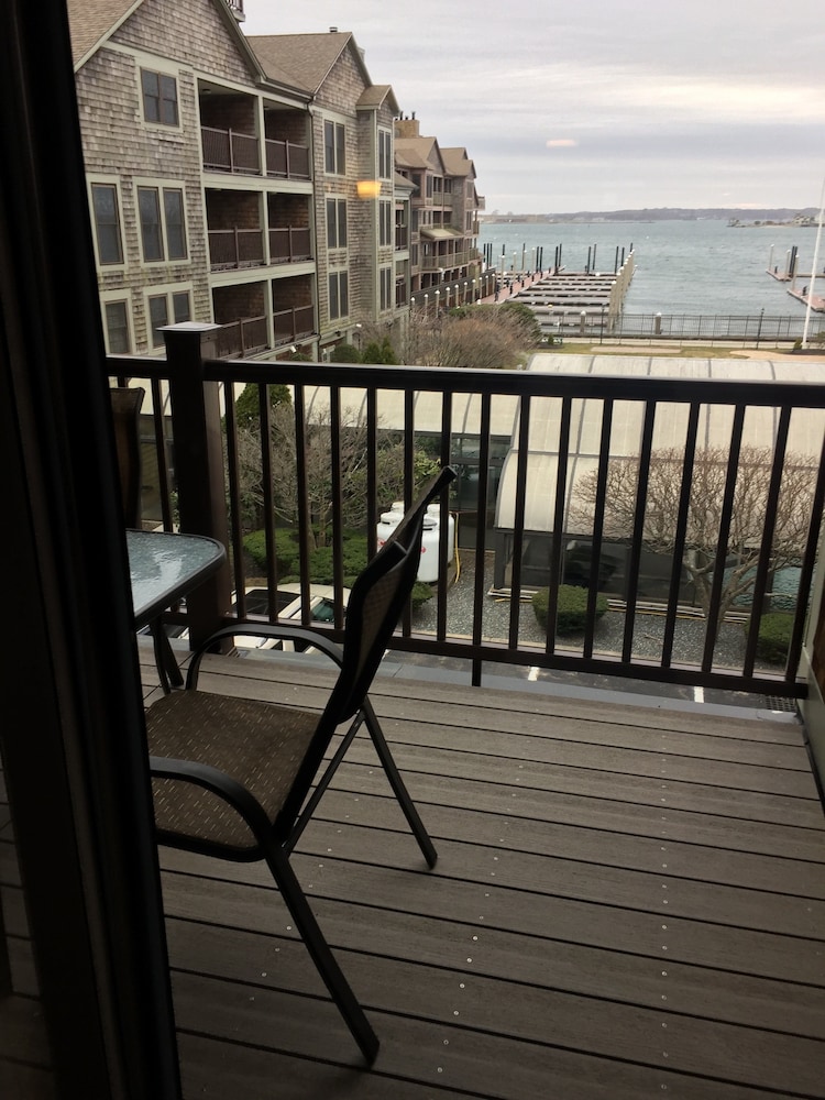 Club Wyndham Newport Onshore 29/56