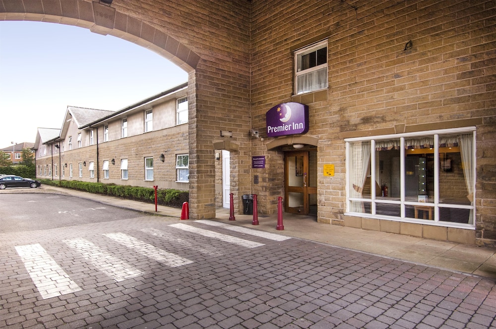 Premier Inn Leeds / Bradford Airport 35/41