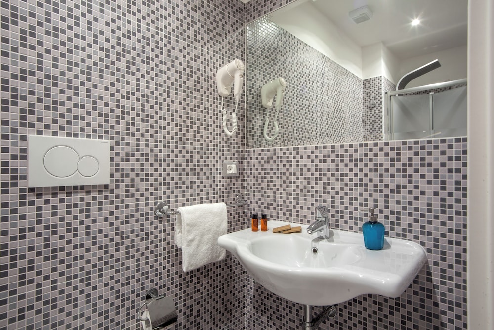 Frattina Grand Suite 33/37