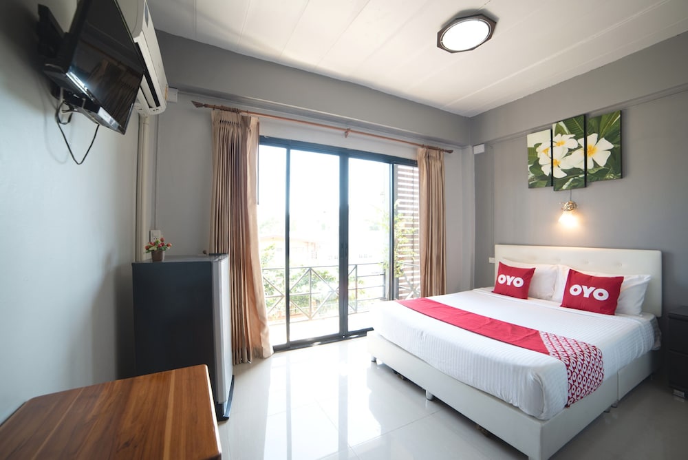 OYO 465 Krung Kao Traveller Lodge 12/37