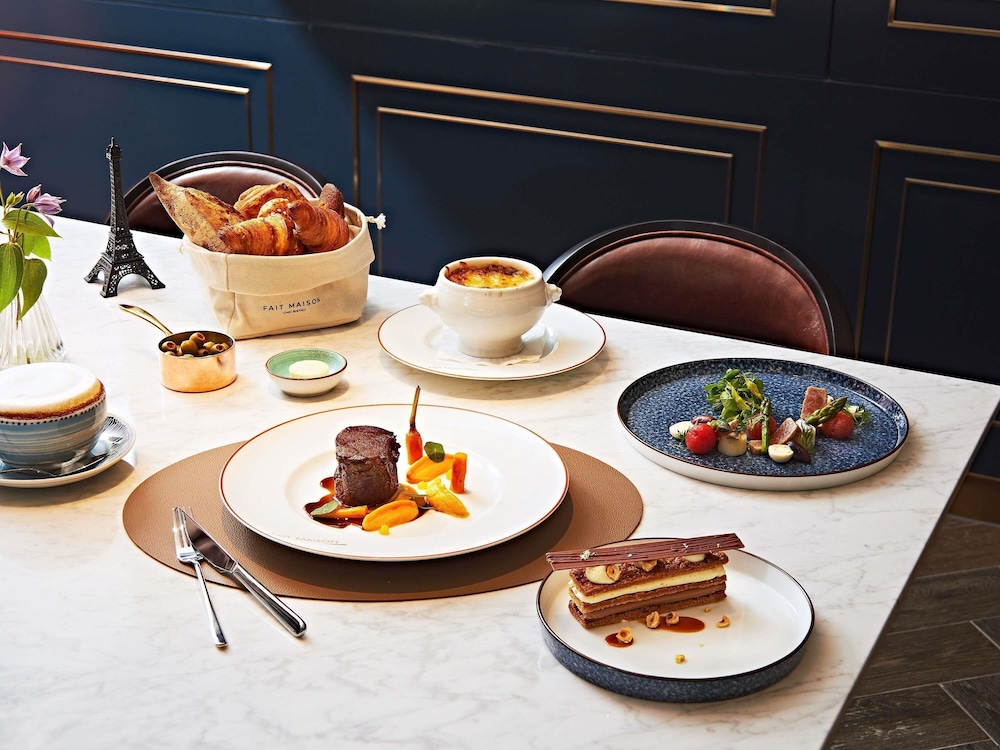 Sofitel Ambassador Seoul Hotel and Serviced Residences 53/71