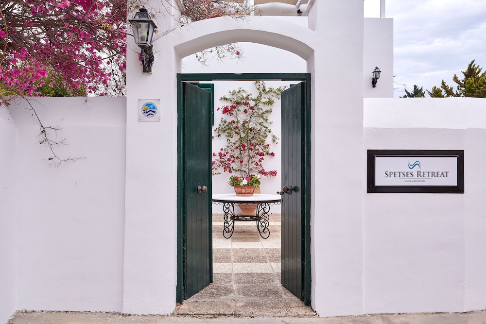 SPETSES RETREAT 5/22