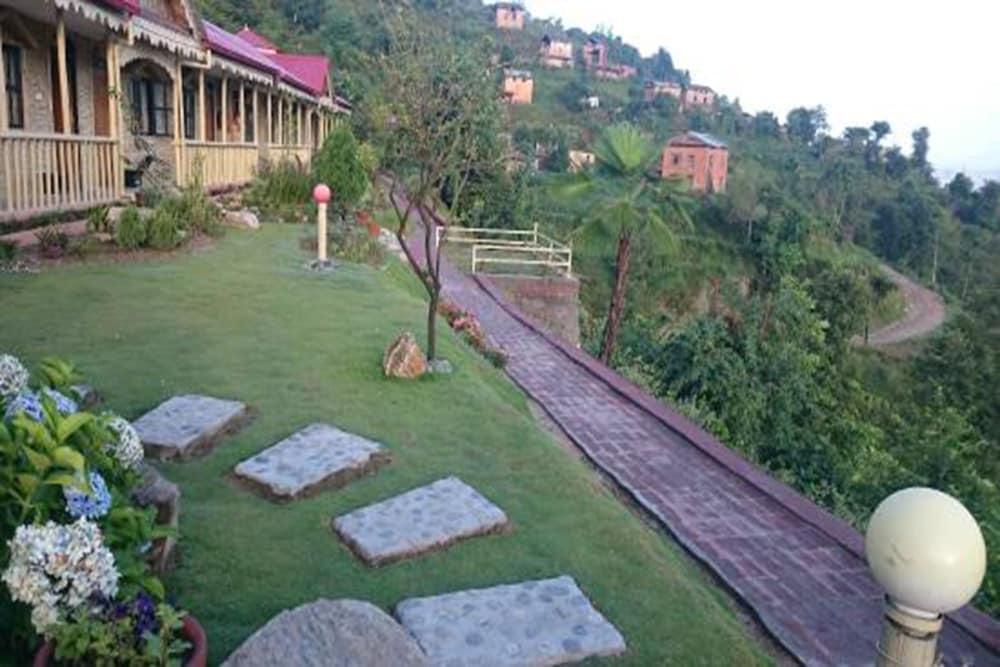 Nepal Yoga Retreat 9/16