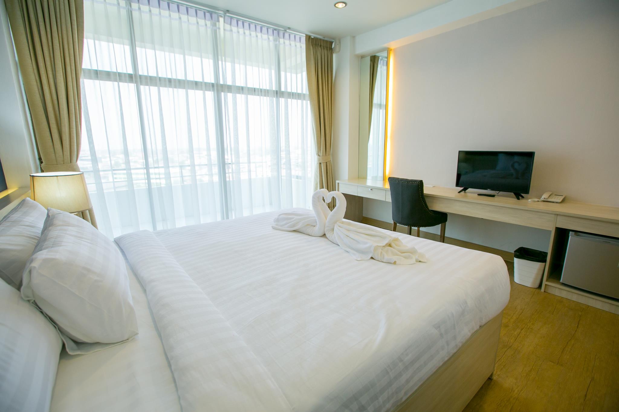 Boutique, King Bed