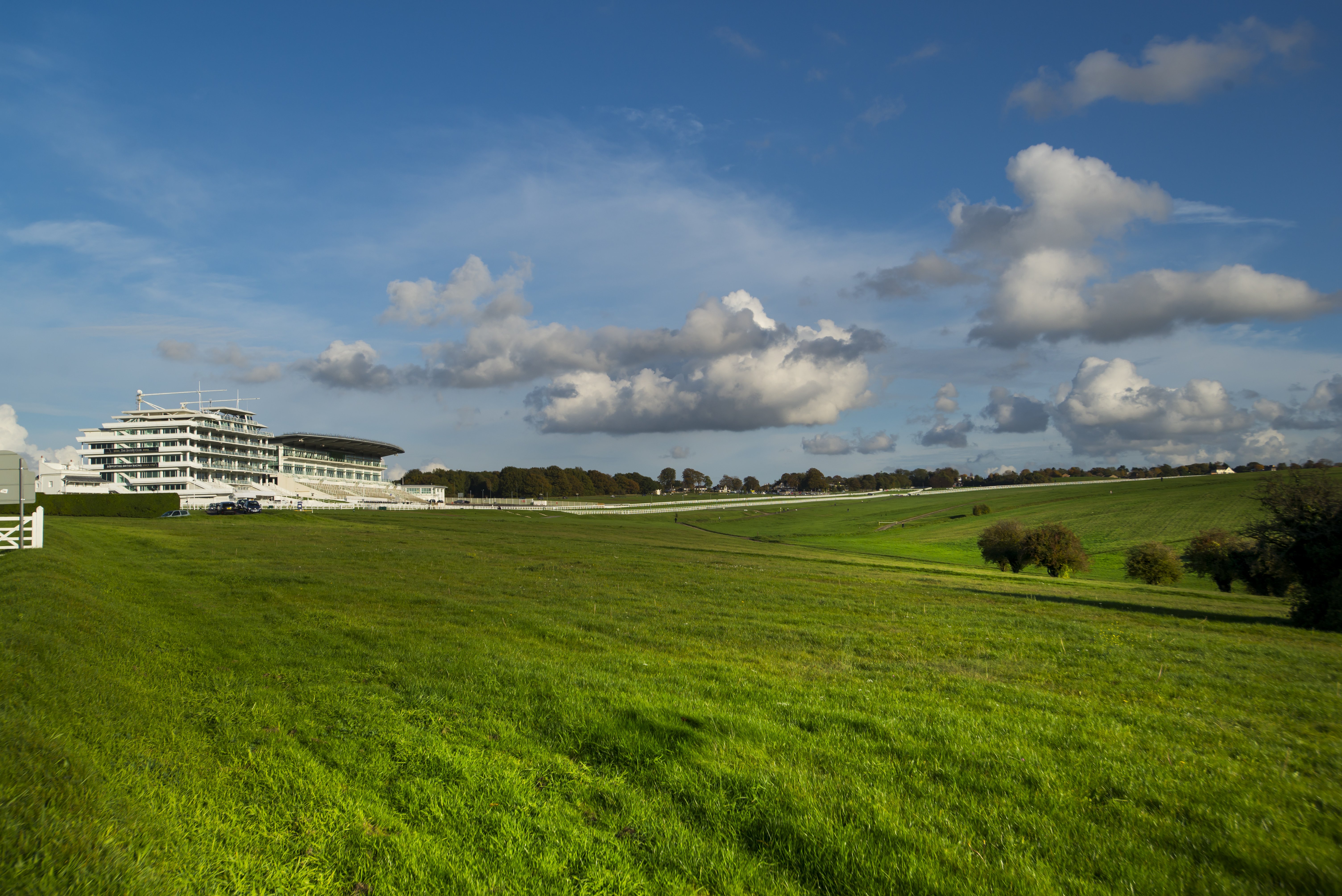 Holiday Inn Express London Epsom Downs 64/69