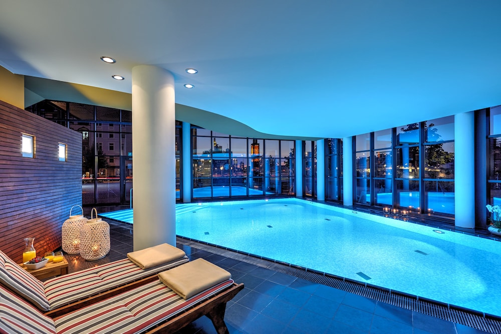 Lindner Hotel Frankfurt Main Plaza, Part of Jdv by Hyatt 24/67