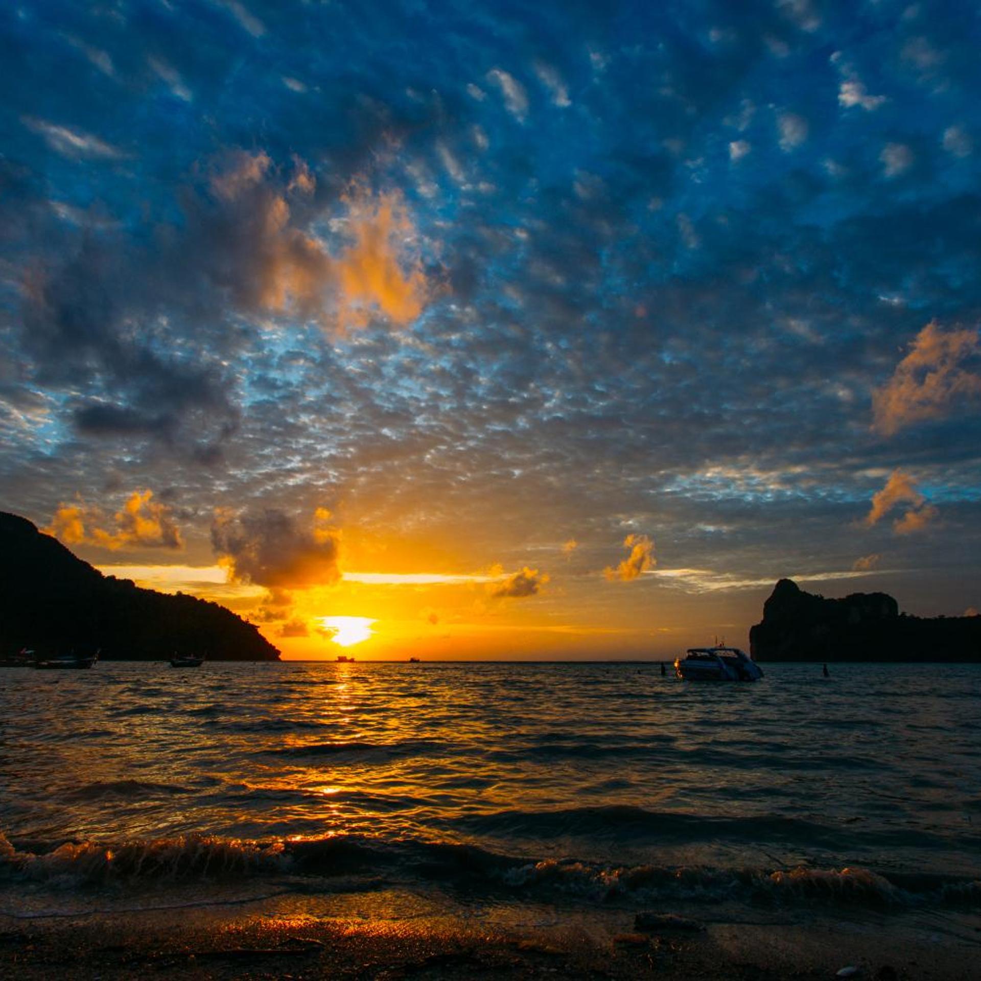 Ibiza House Phi Phi 45/50