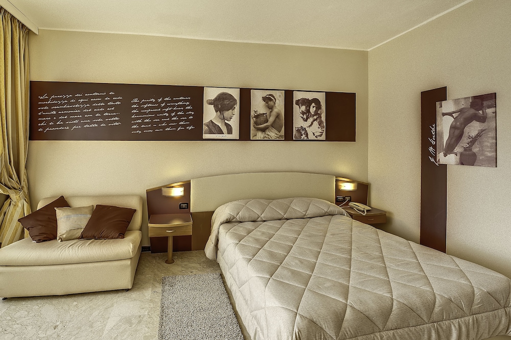 Hotel Ariston and Palazzo Santa Caterina 16/50