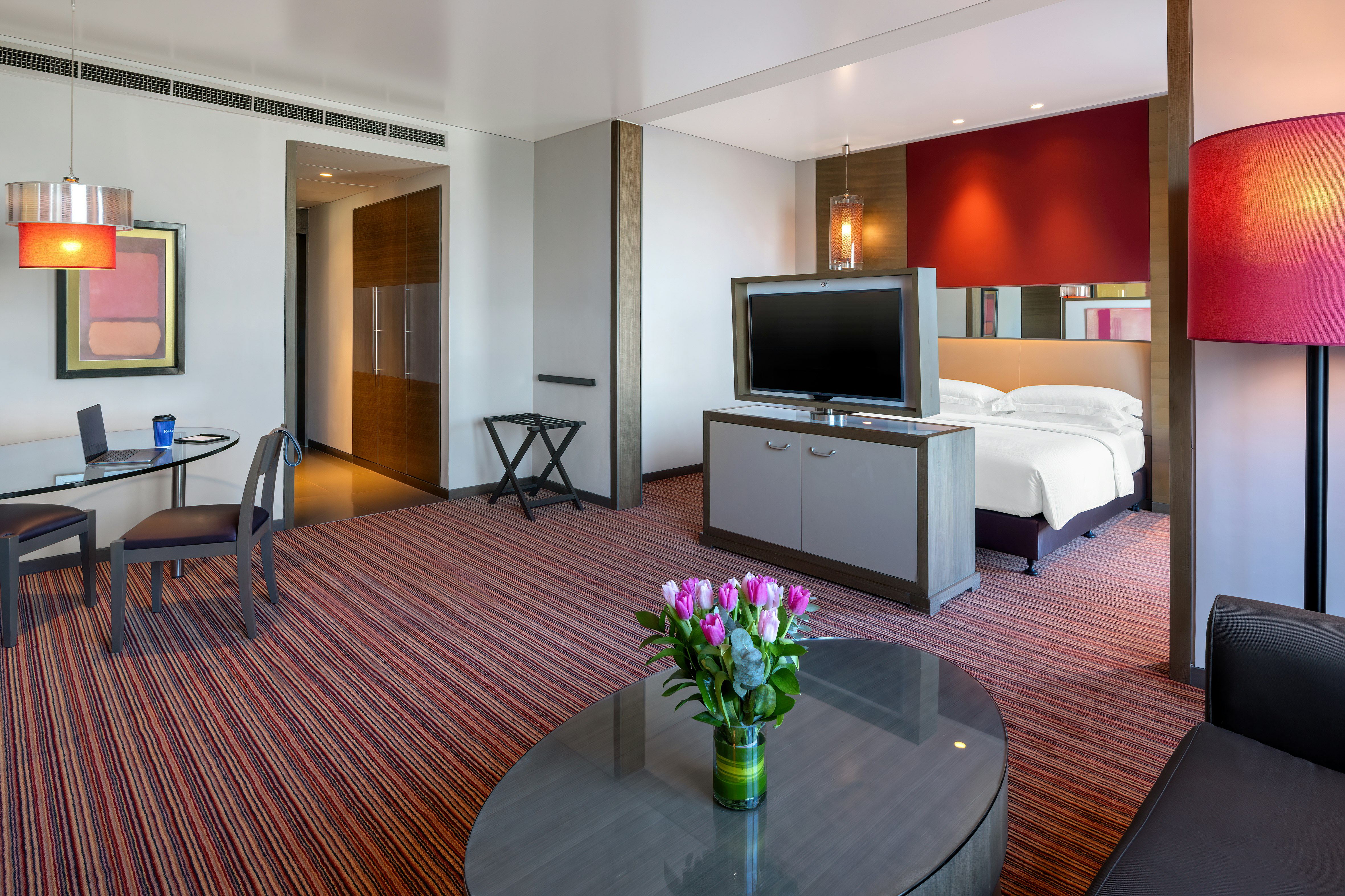 Park Rotana 28/50