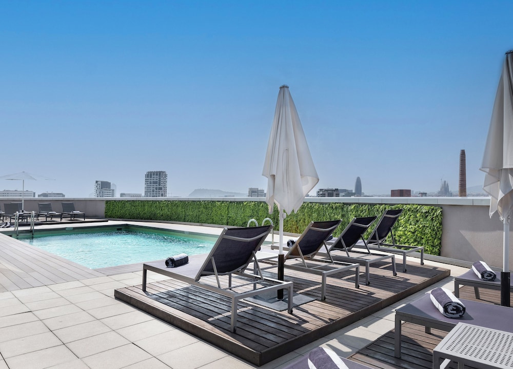 Hotel Barcelona Condal Mar Affiliated by Melia 64/67