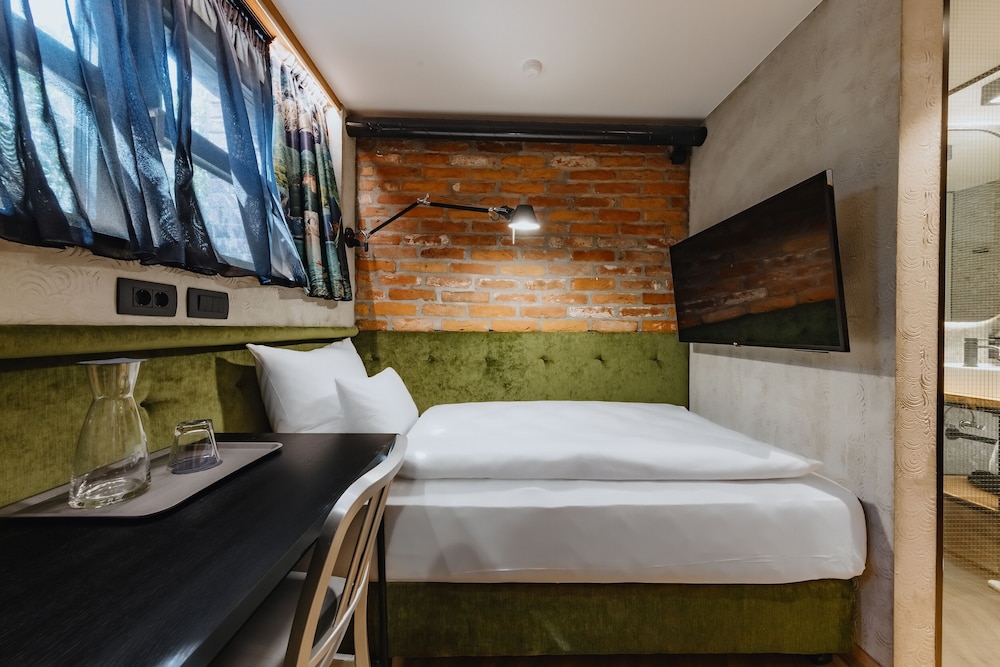 Economy, Basement, Single, Single Bed