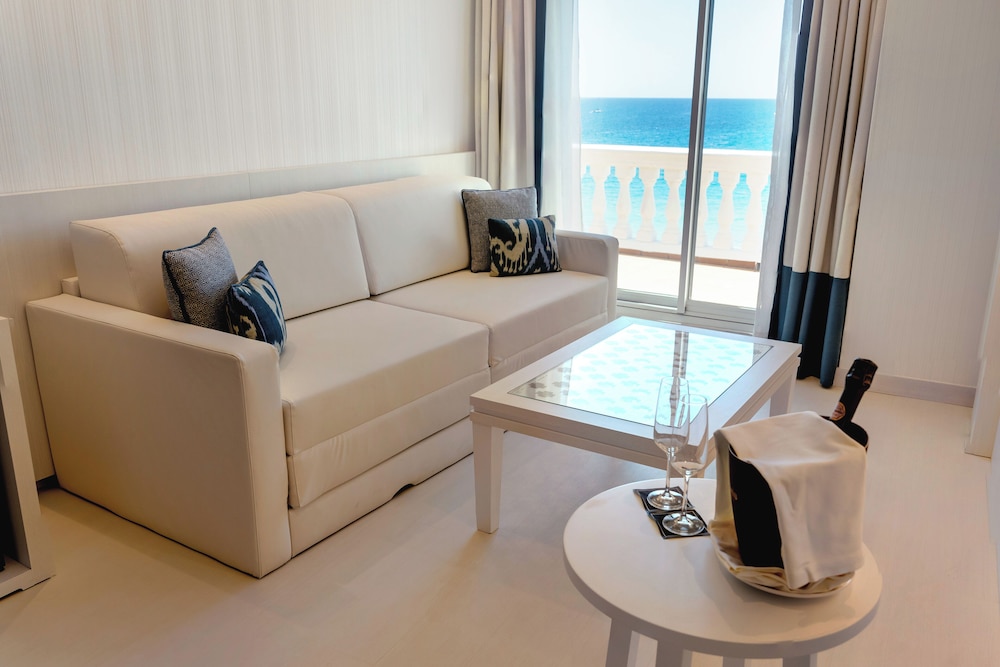 Nixe Palace Hotel 56/72