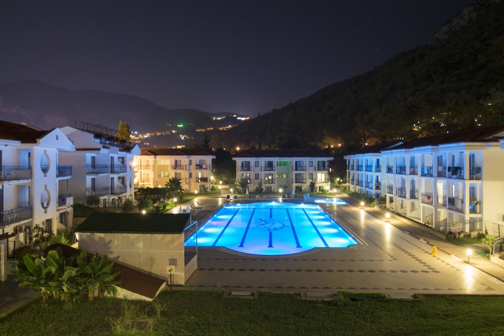 Belcekum Beach Hotel 33/44