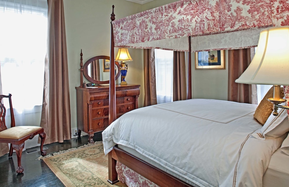 The Galloway House Inn 5/31