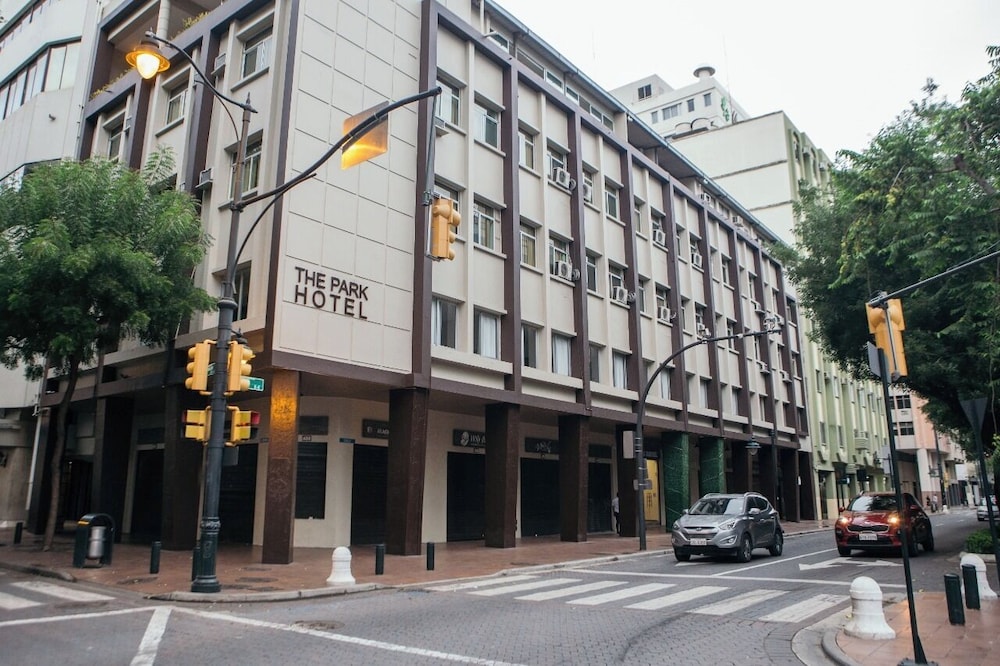The Park Hotel 23/28