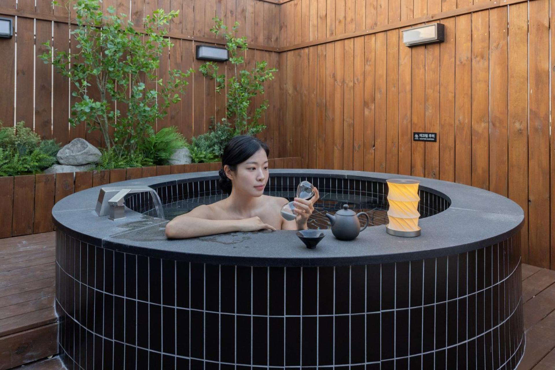 Daejeon Daeheung Hotel Rookie 32/40