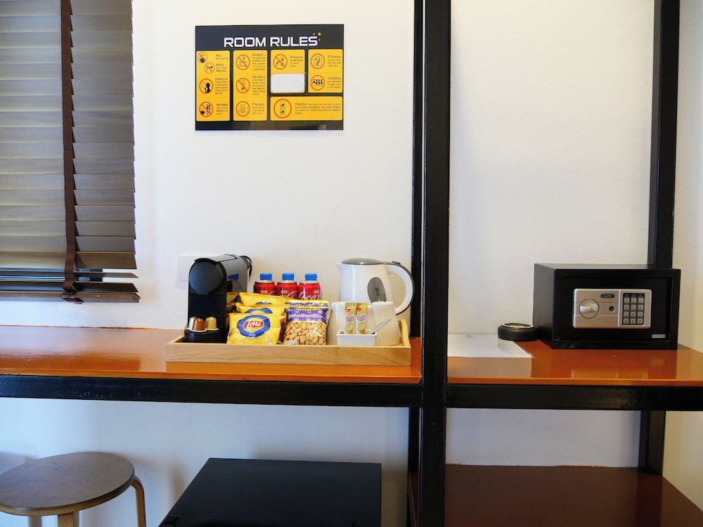 Book A Bed Poshtel - Hostel 69/80