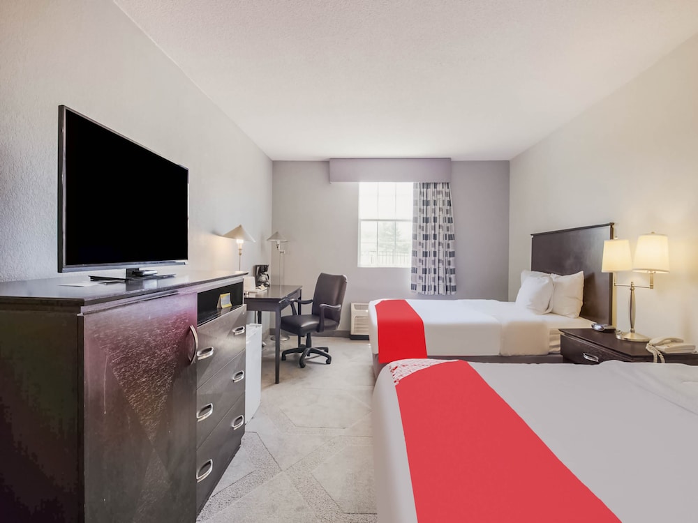 Days Inn by Wyndham Conneaut 36/47