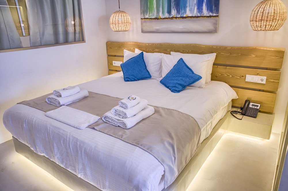 Alia Luxury Suites and Spa 117/169