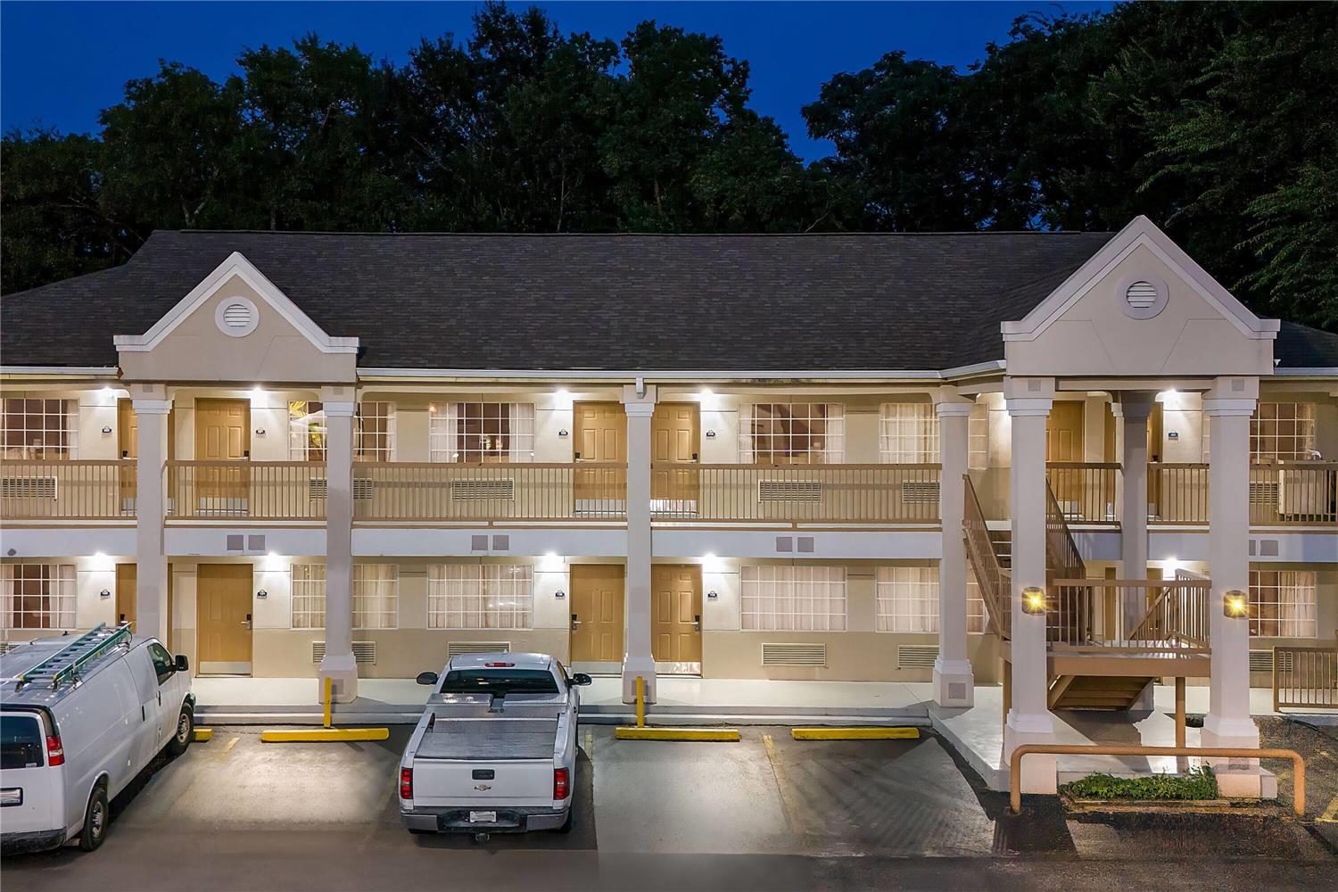 Days Inn By Wyndham Nacogdoches/Sfa University/Downtown 4/12