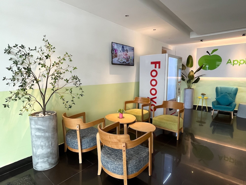 Apple 1 Hotel Queensbay 47/64