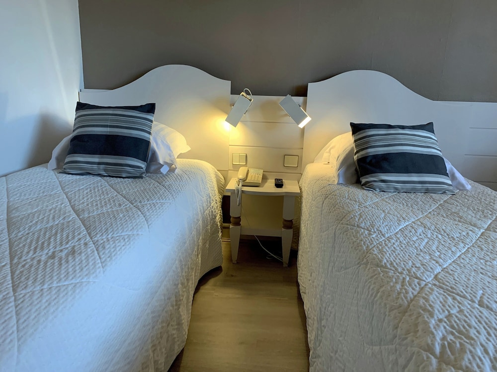 Hotel Causse Comtal 27/84