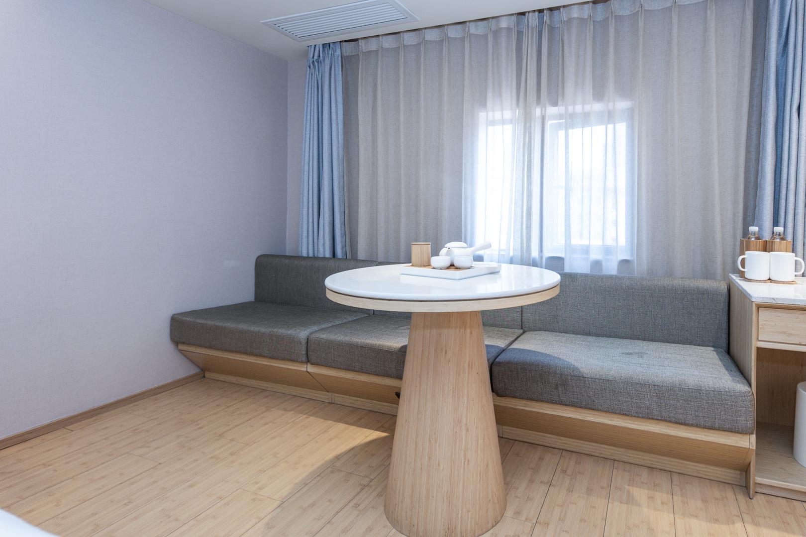 Ji Hotel (Shanghai People Square, Fuzhou Road) 23/28
