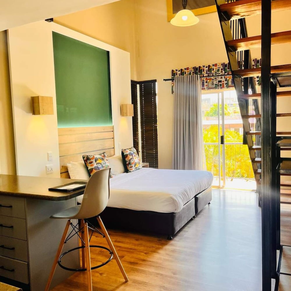 Hotel Tzaneen 15/70