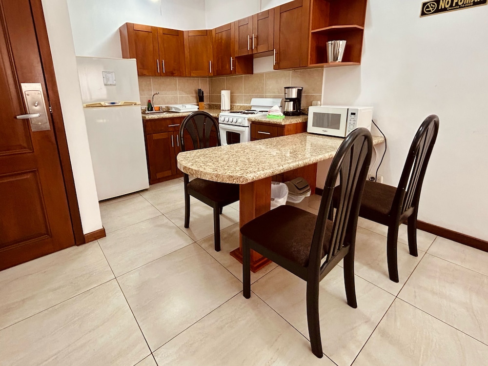 Suites Jardin Imperial 41/63