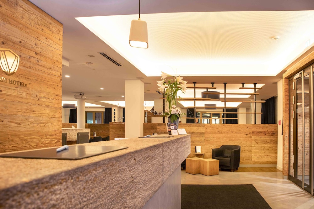 Bayer 89 Vi Vadi Hotel 4/51