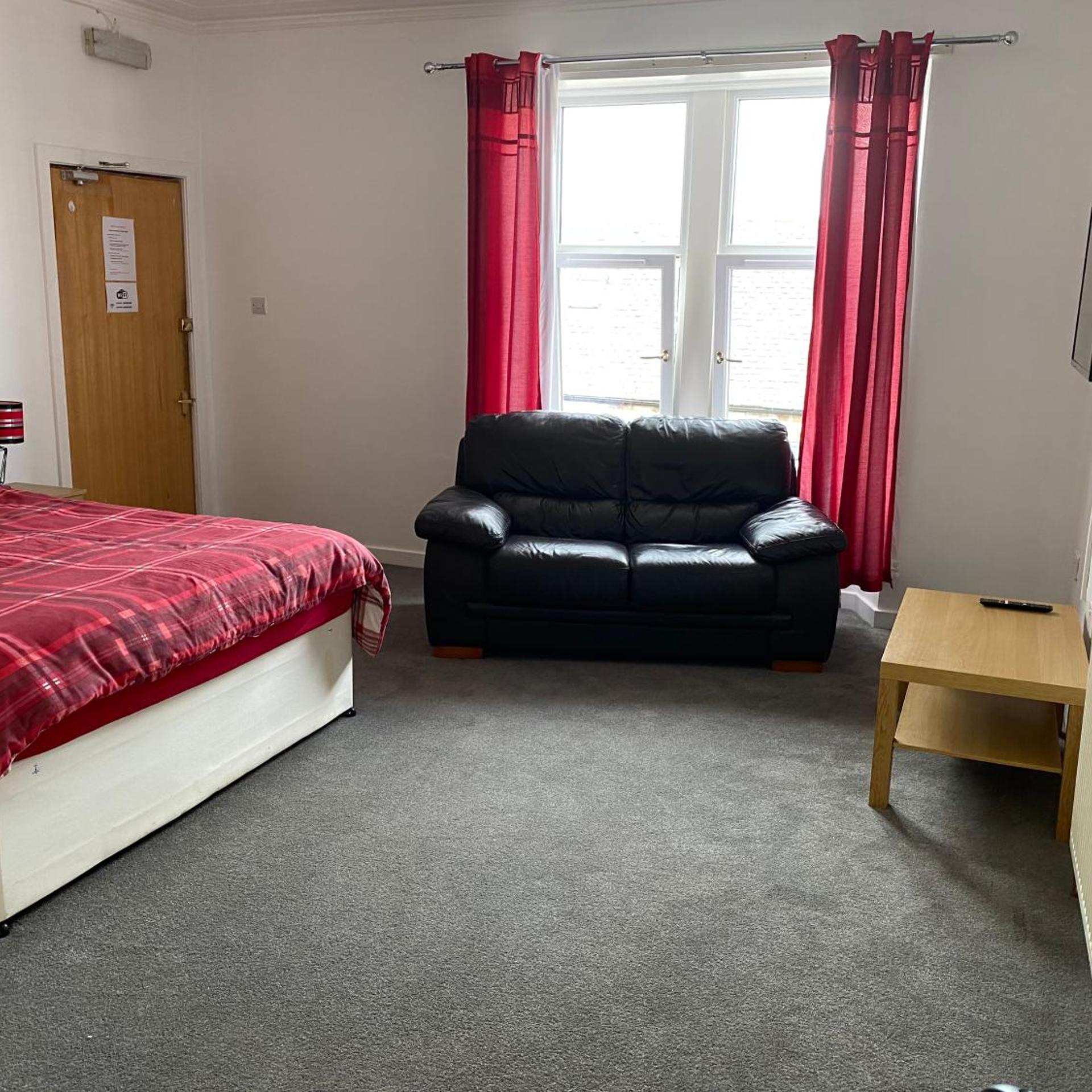 Grant Arms Hotel 11/50