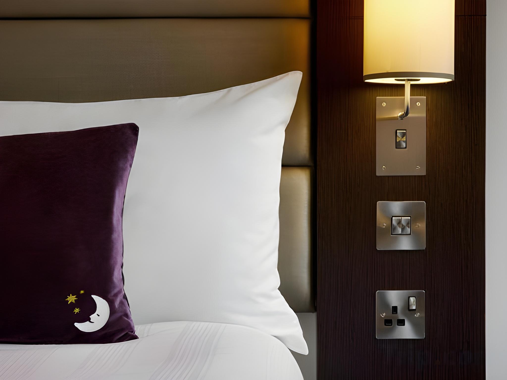 Premier Inn Aberdeen (Westhill) 19/25