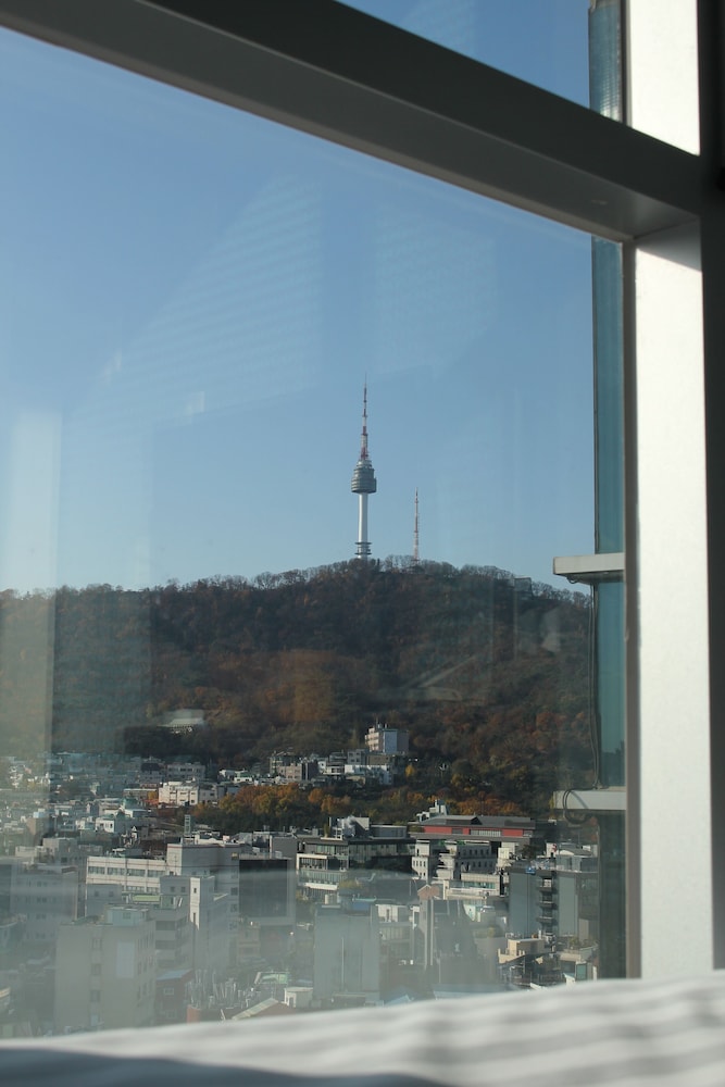 Myeongdong Merlin Hotel 54/65