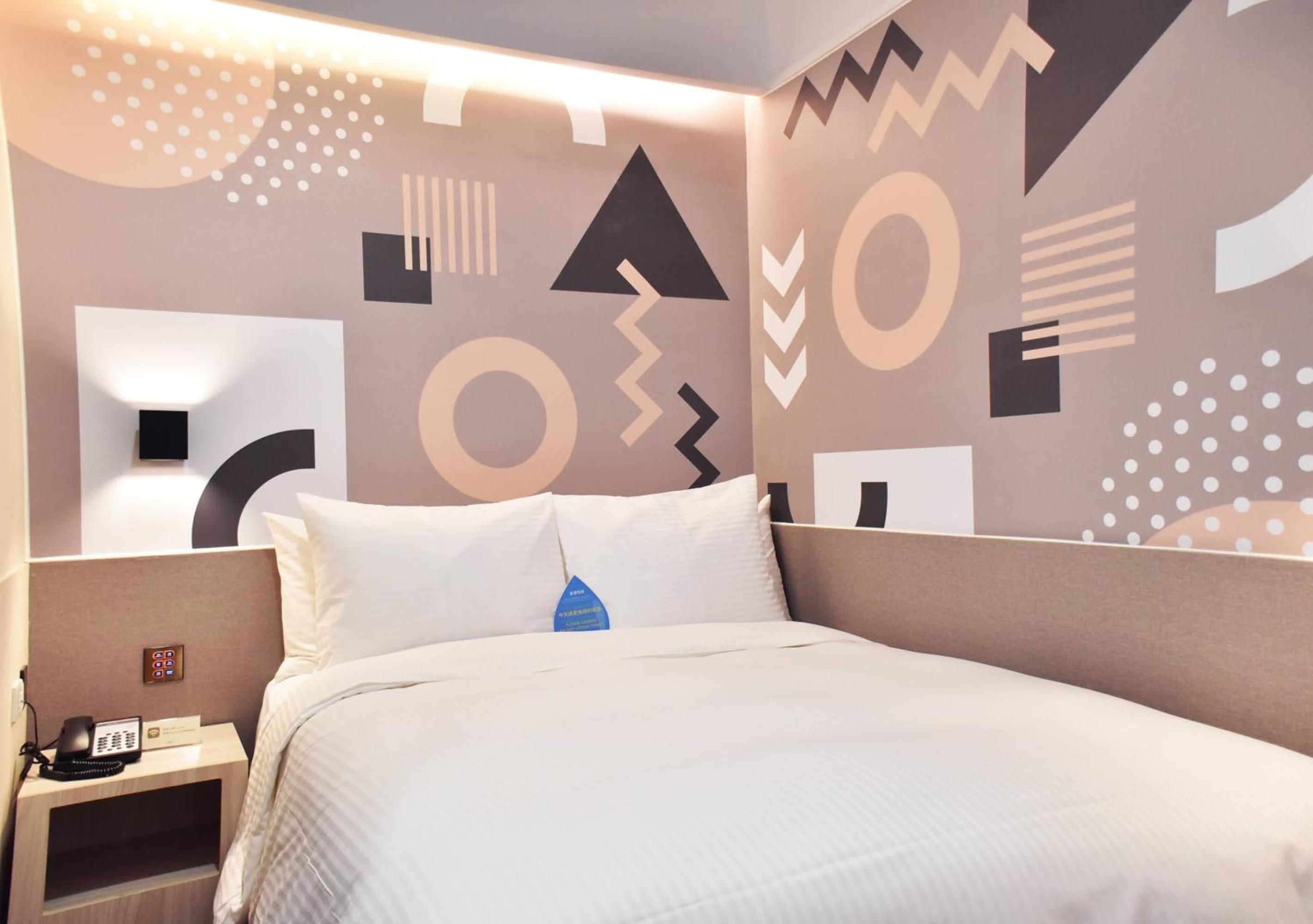 Budget, Double Bed