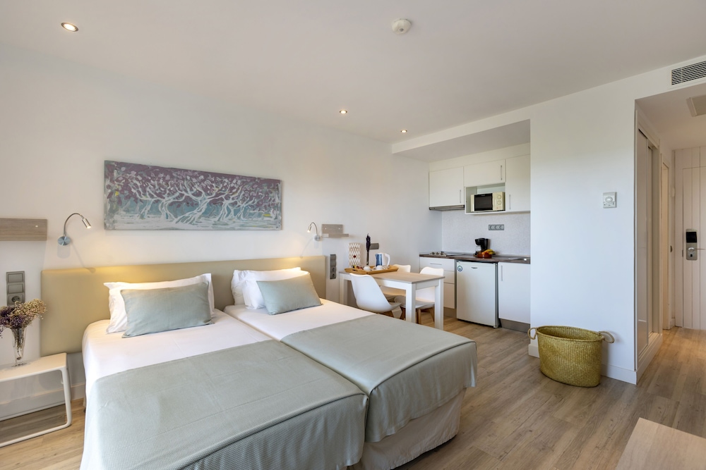 Aparthotel Houm Plaza Son Rigo 17/70