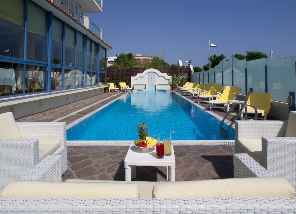 Hotel Ascot 54/56
